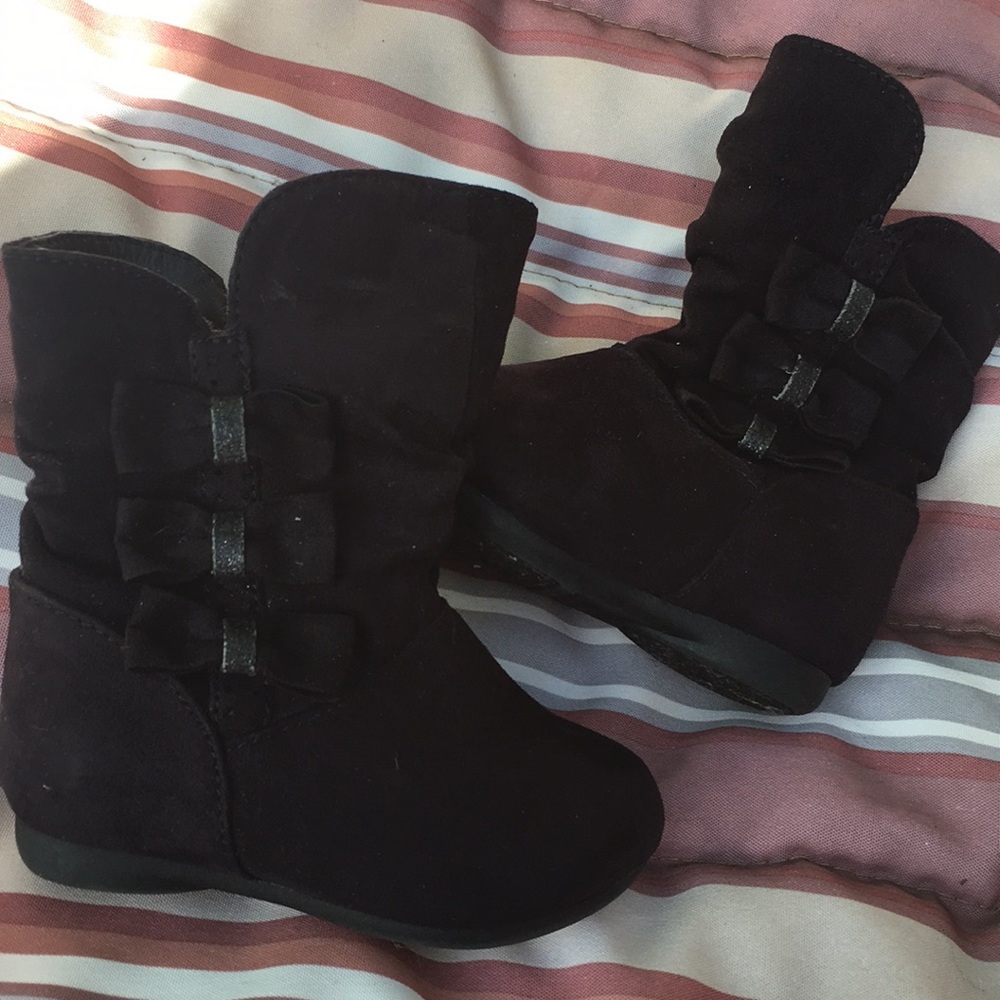 Boots!! Sz4tod used a few times  $10